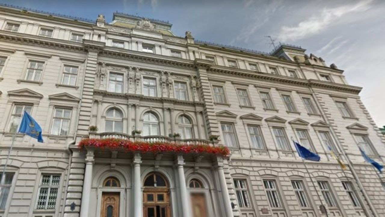 Фото до новини