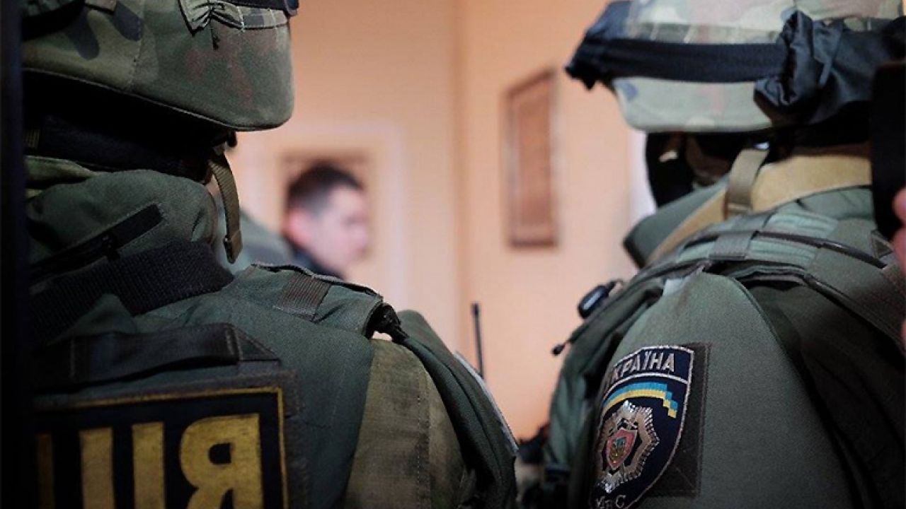 Фото до новини