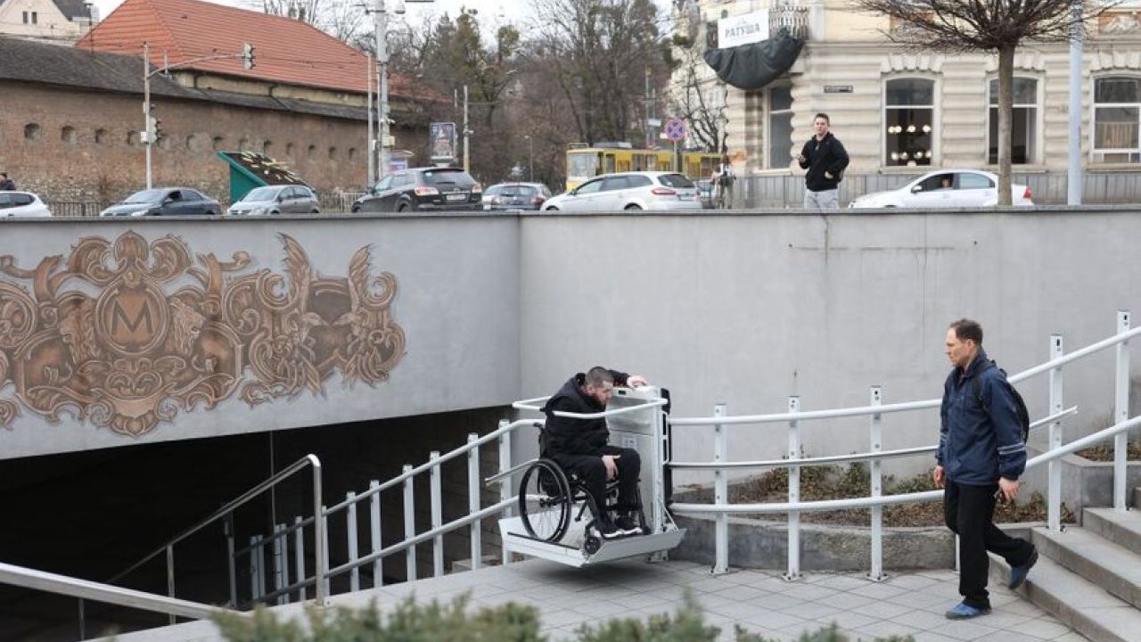 Фото до новини