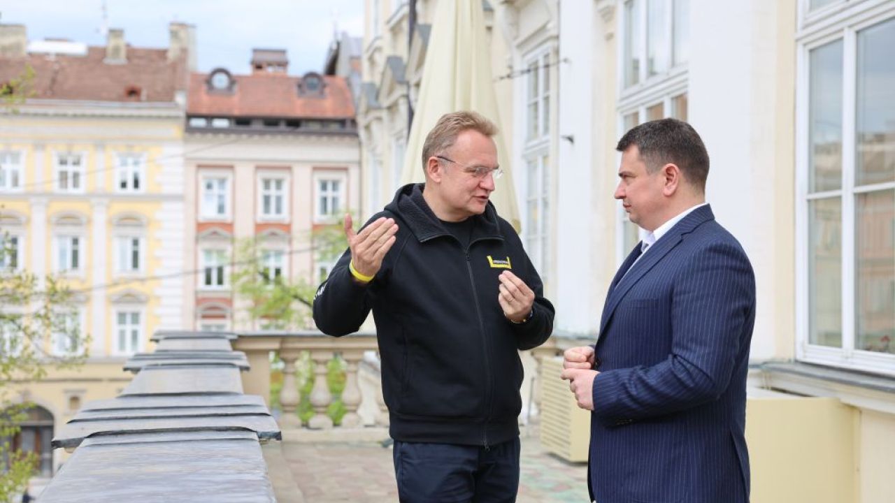 Фото до новини