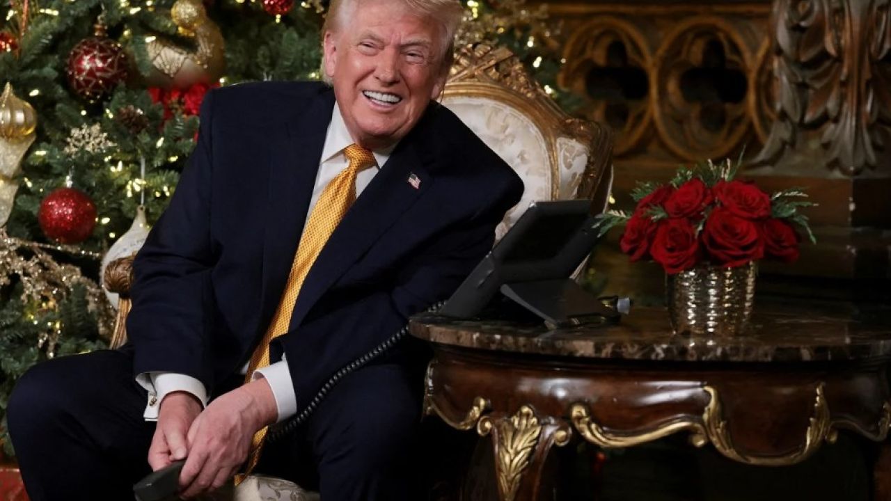 Президент США Дональд Трамп у переддень Різдва з клубу Mar-a-lago в Палм-Біч, Флорида, США, 24 грудня 2025 рокуREUTERS/Jessica Koscielniak