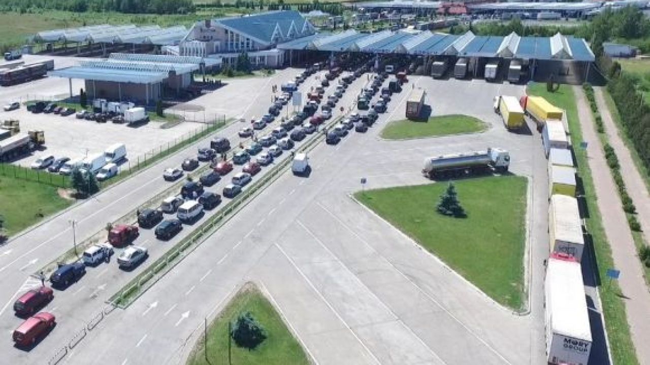 Фото до новини