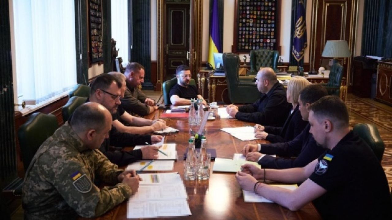 Фото до новини