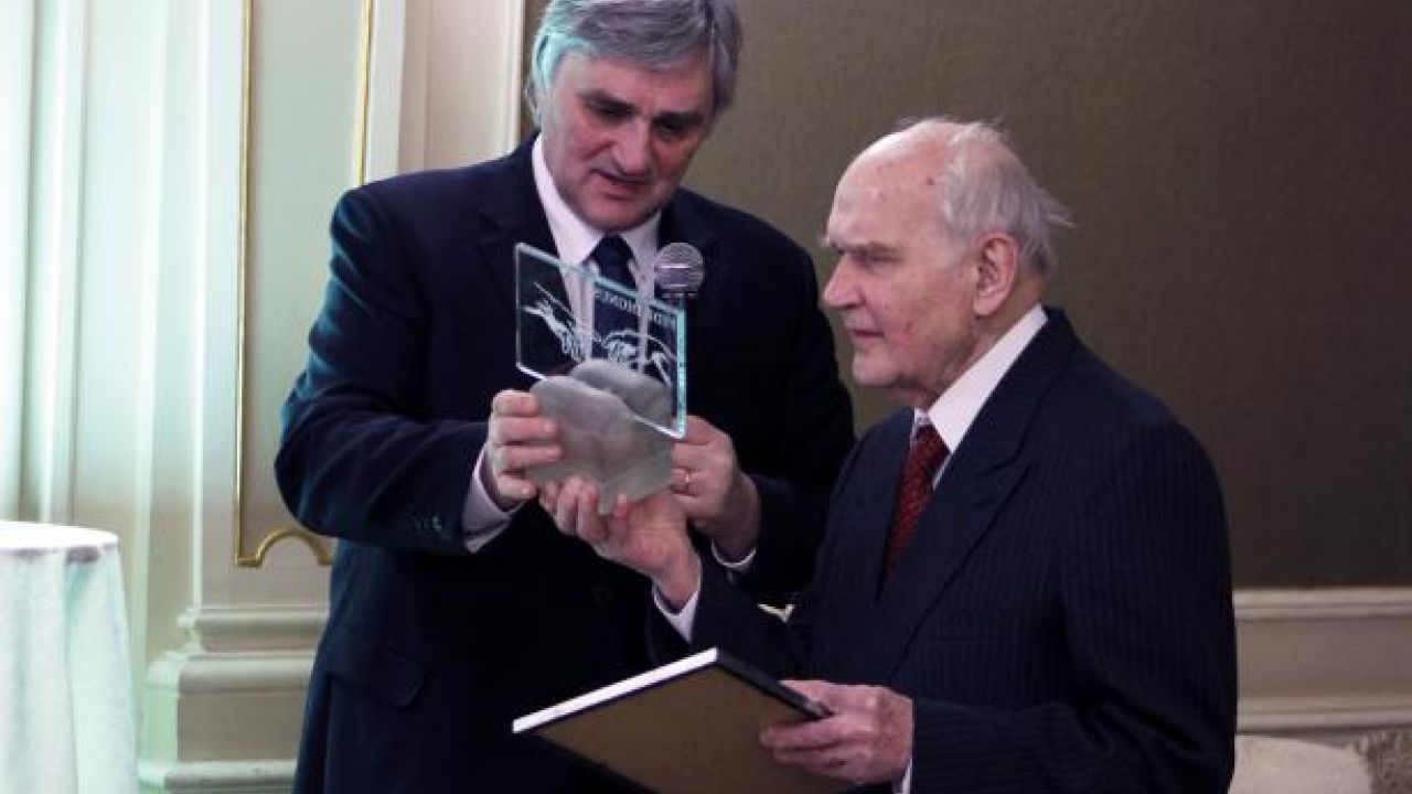 Фото до новини