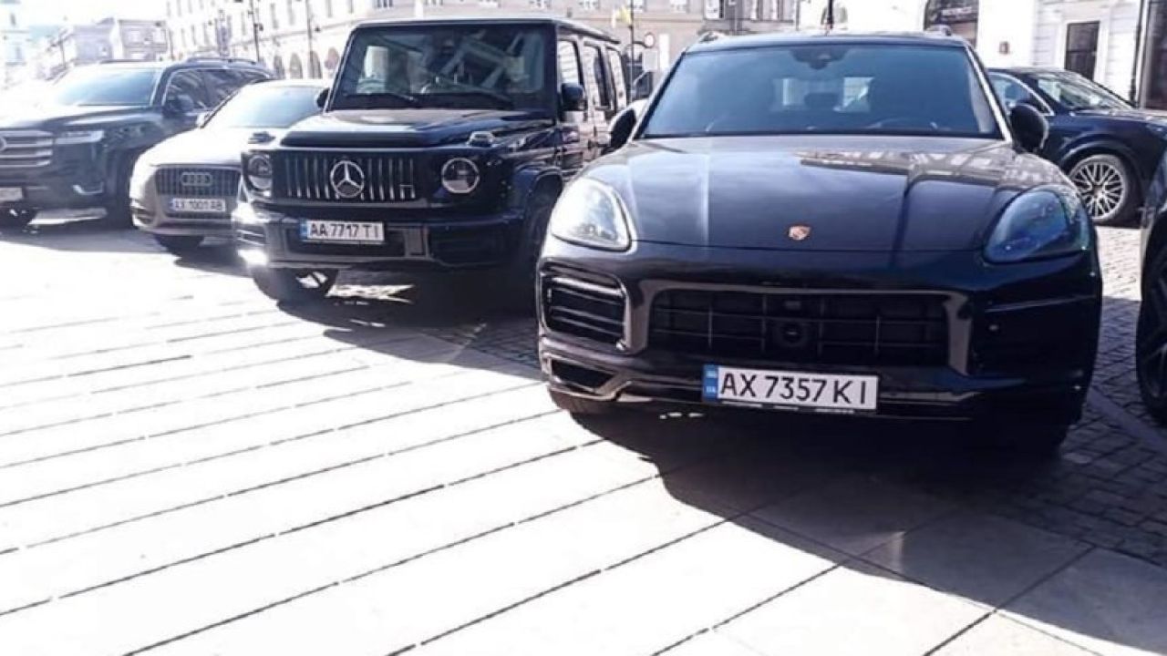 Фото до новини