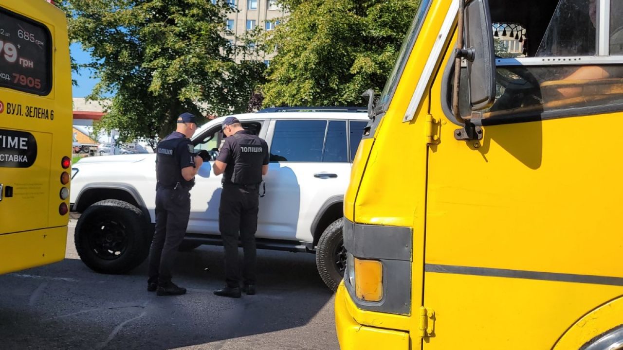 Фото до новини