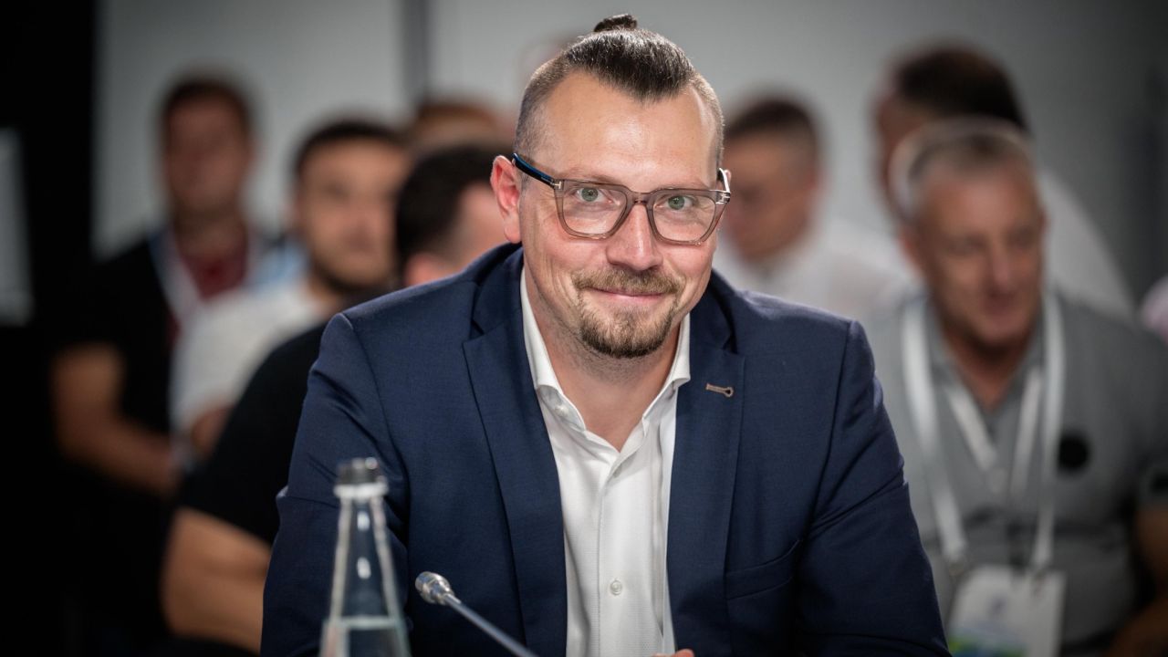 Фото до новини