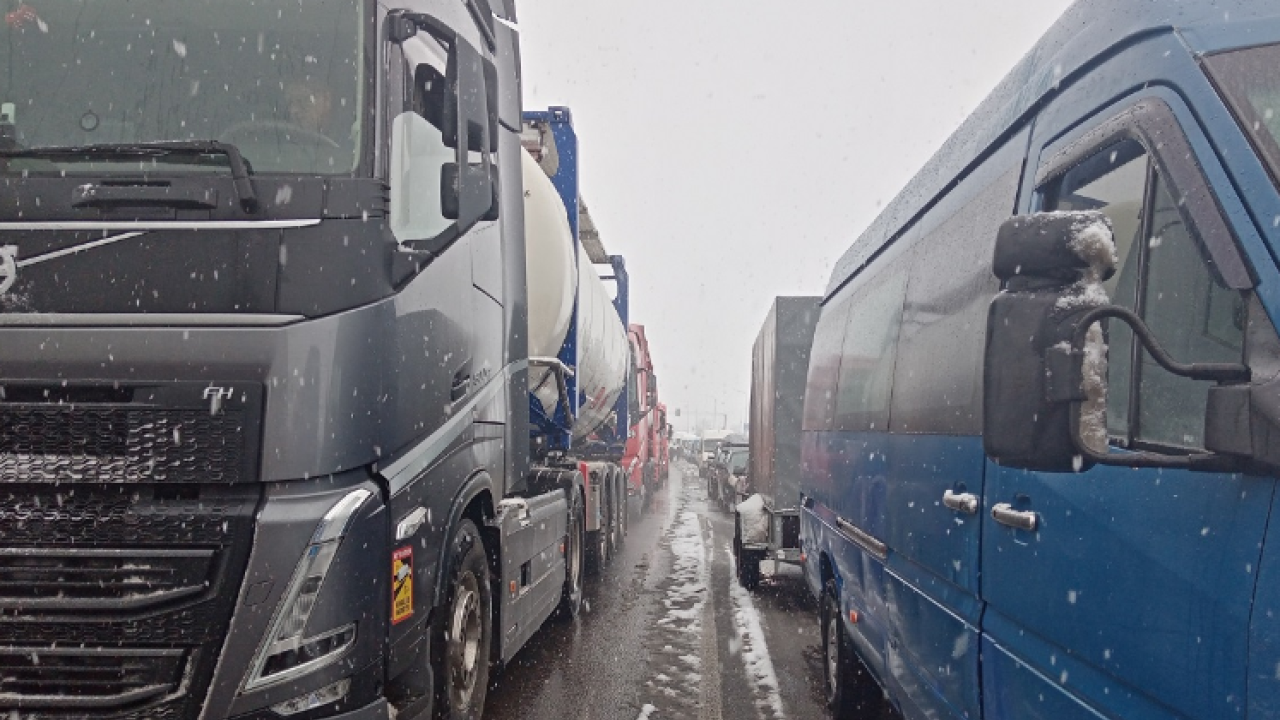 Фото до новини