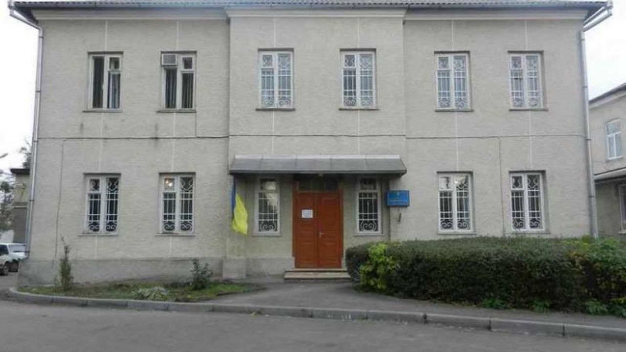 Буський районний суд