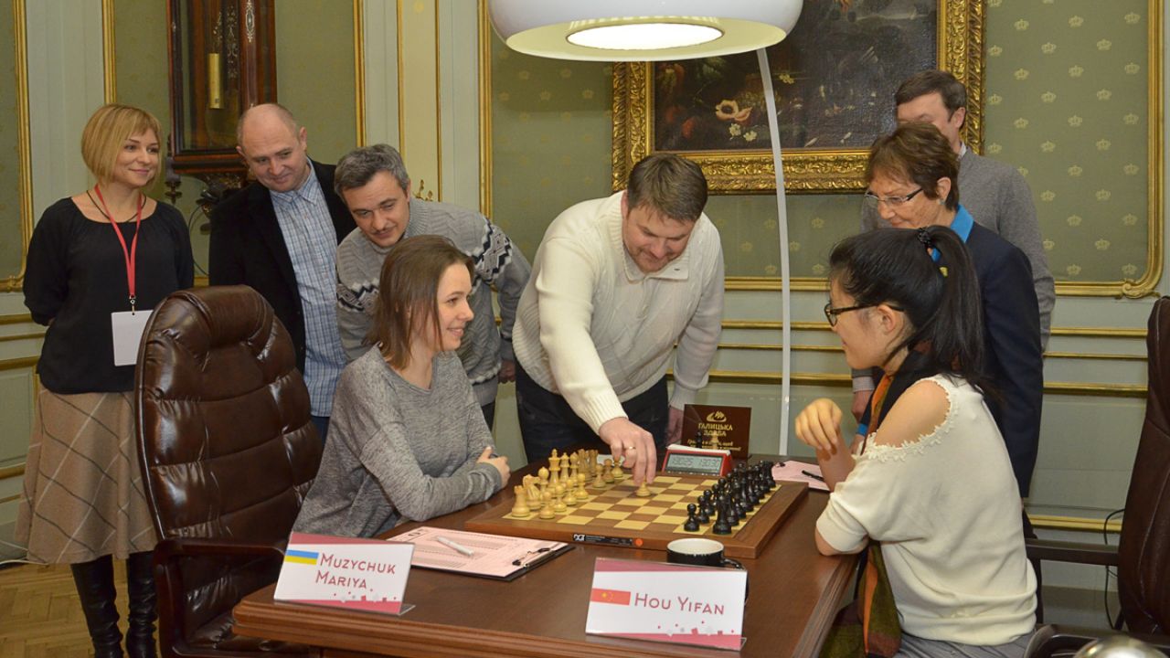 Фото до новини