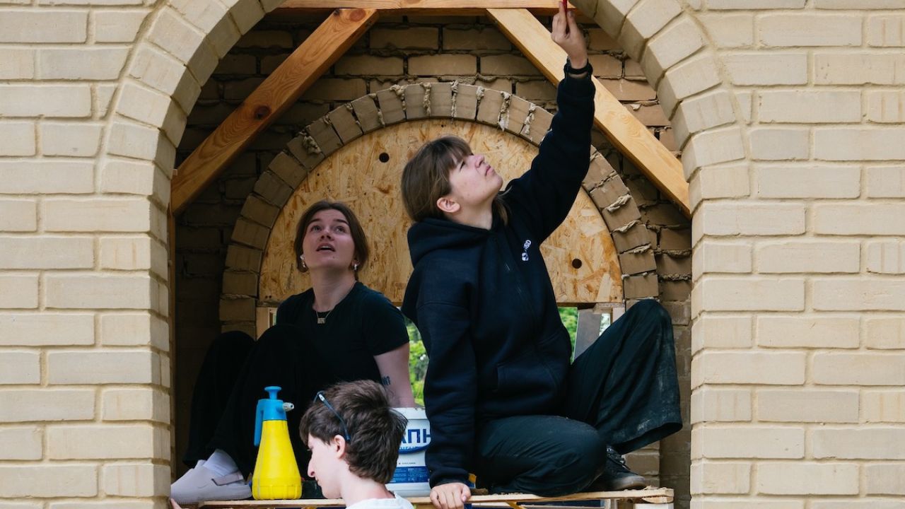 Фото до новини