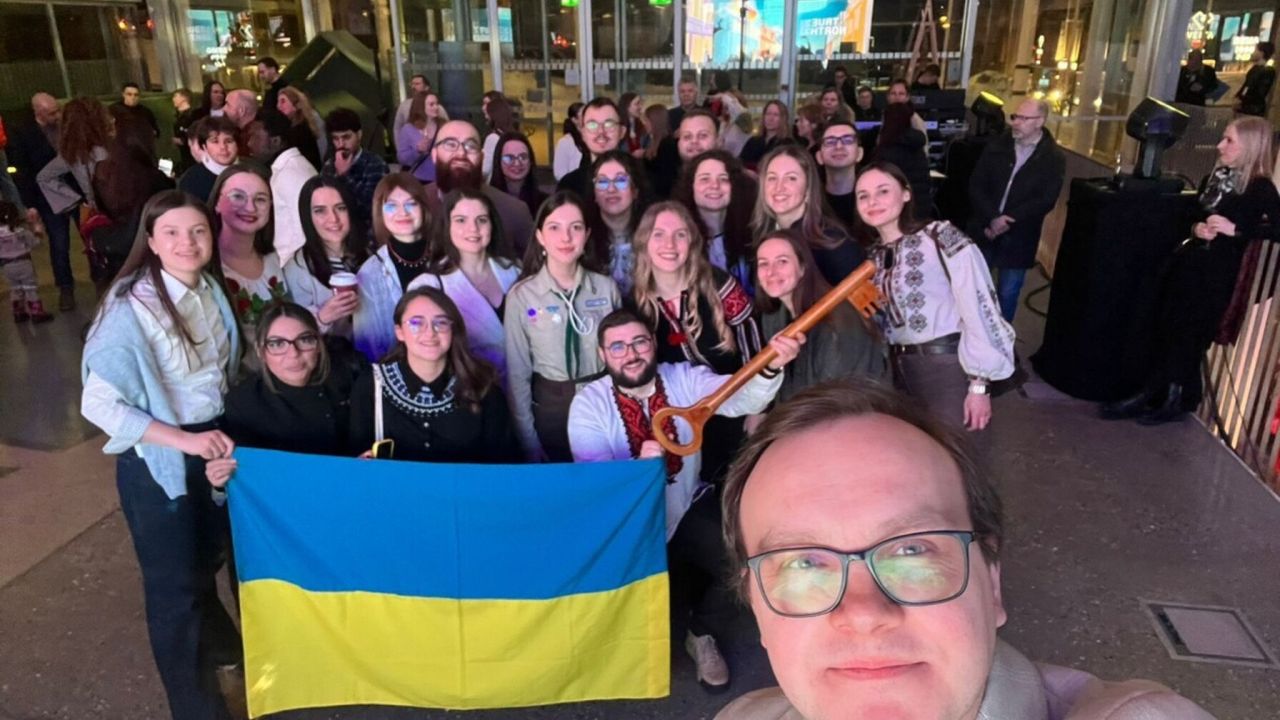 Фото до новини