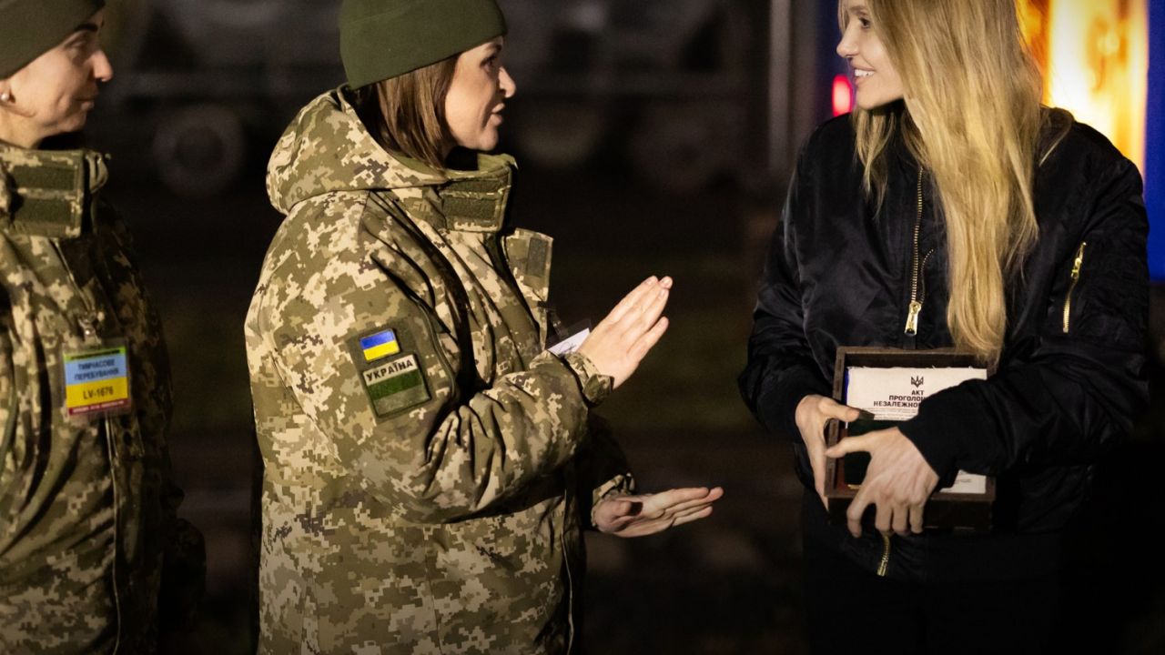 Фото до новини