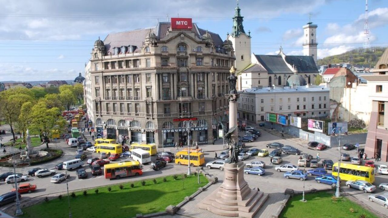 Фото до новини