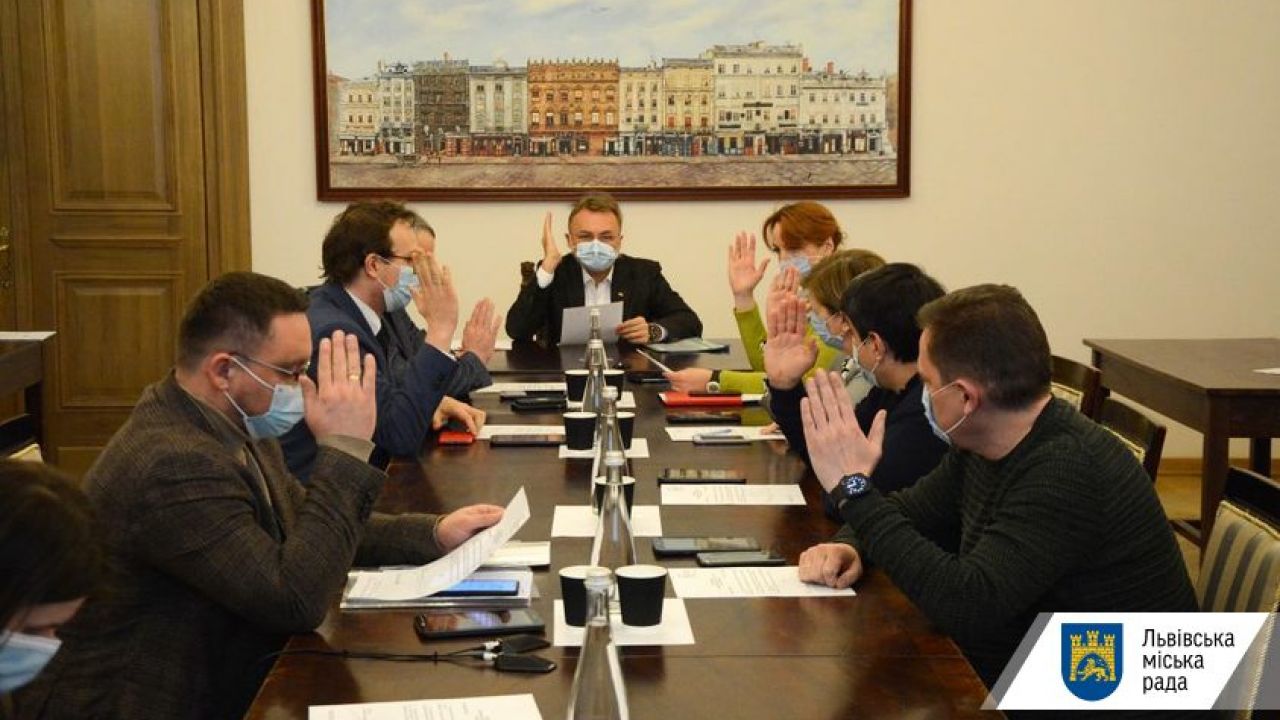 Фото до новини