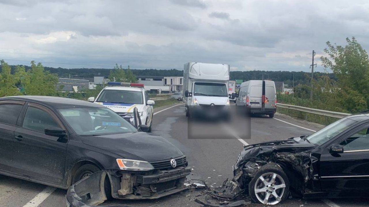 Фото до новини