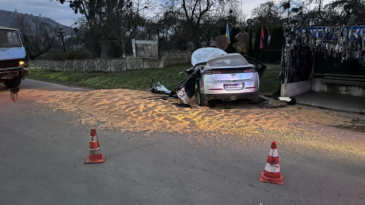 Фото до новини