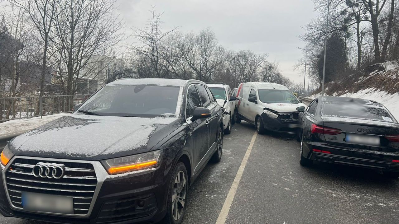 Фото до новини