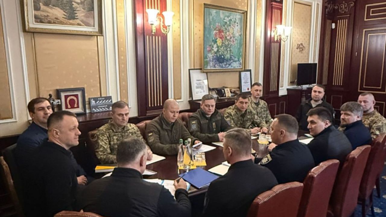 Фото до новини