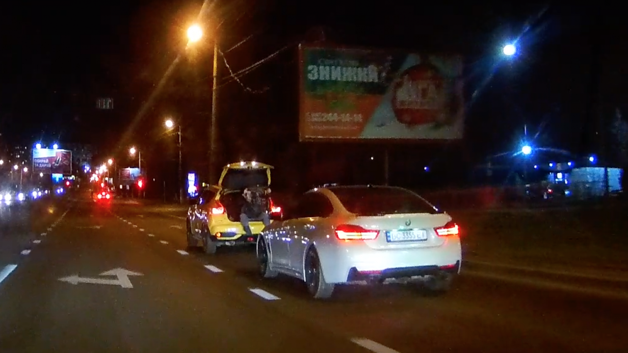 Фото до новини