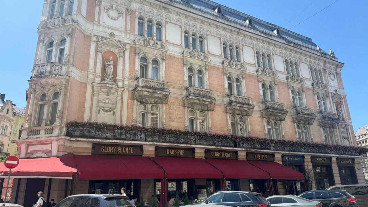 Фото до новини