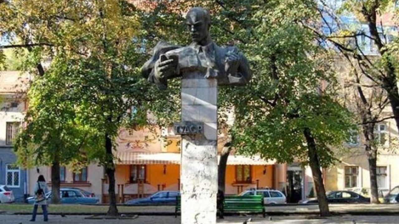 Фото до новини