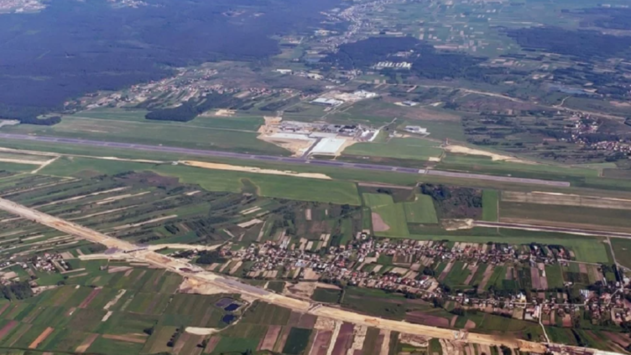 Фото до новини