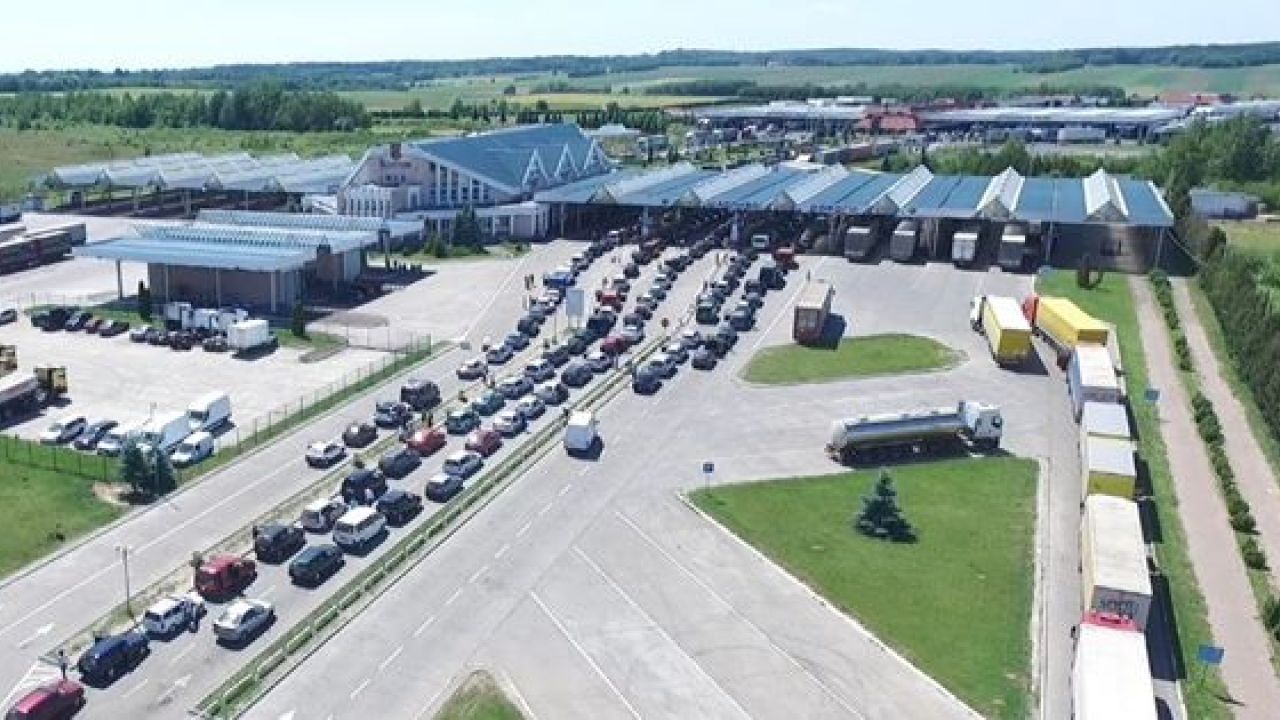 Фото до новини