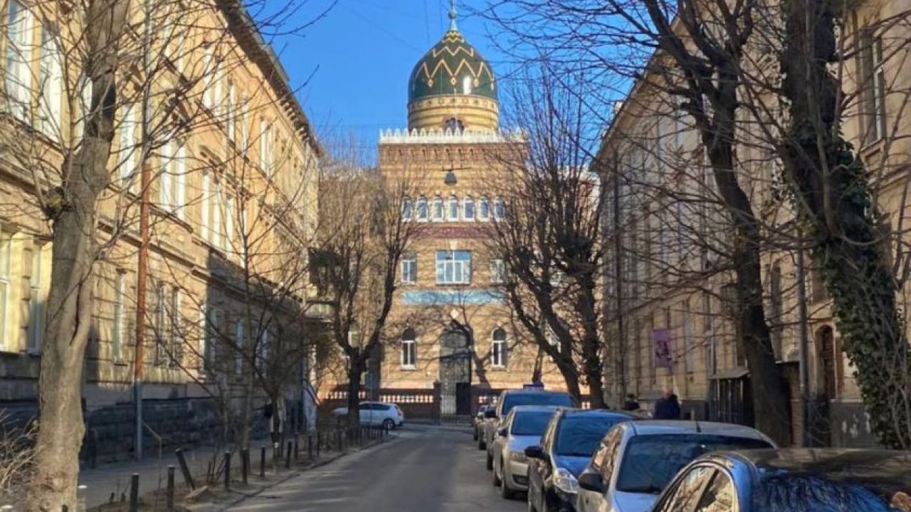 Фото до новини