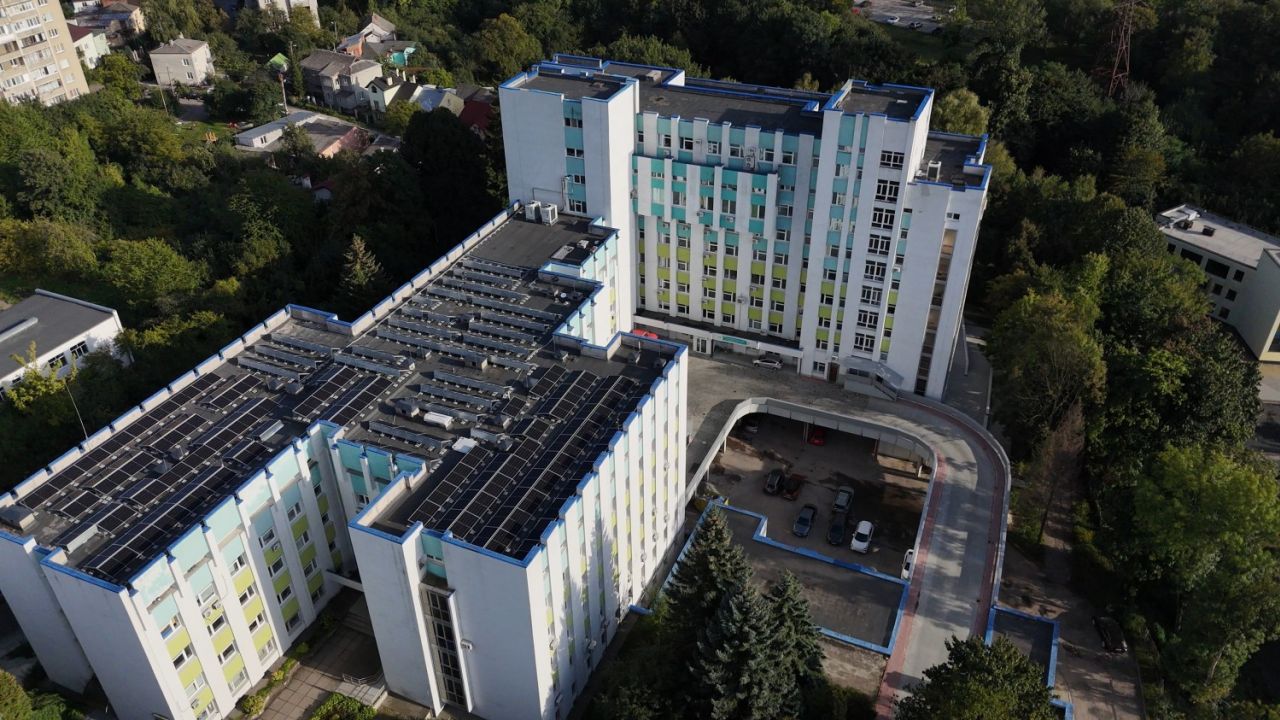 Фото до новини