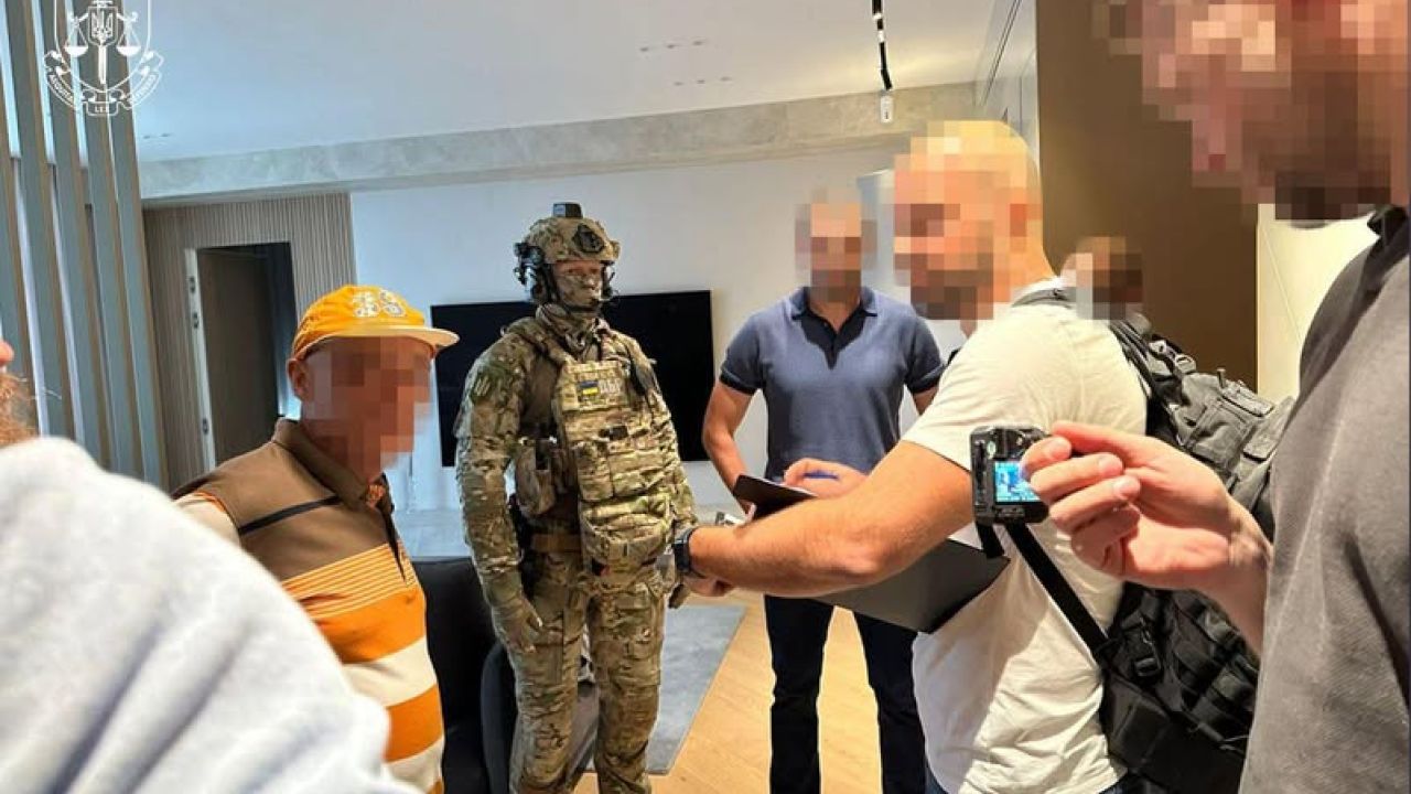 Фото до новини