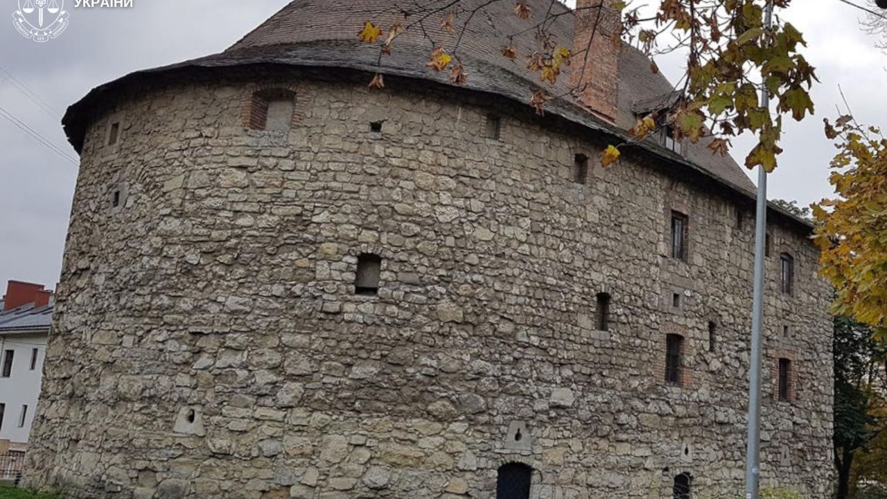 Фото до новини