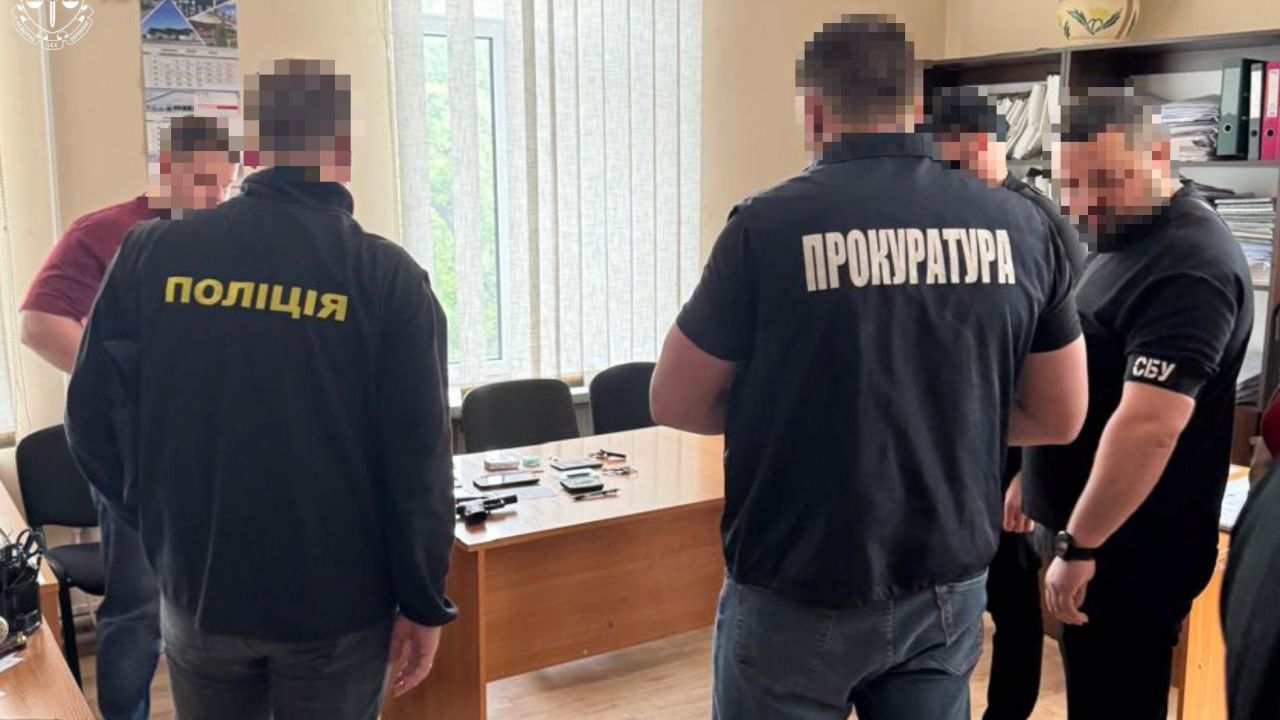 Фото до новини