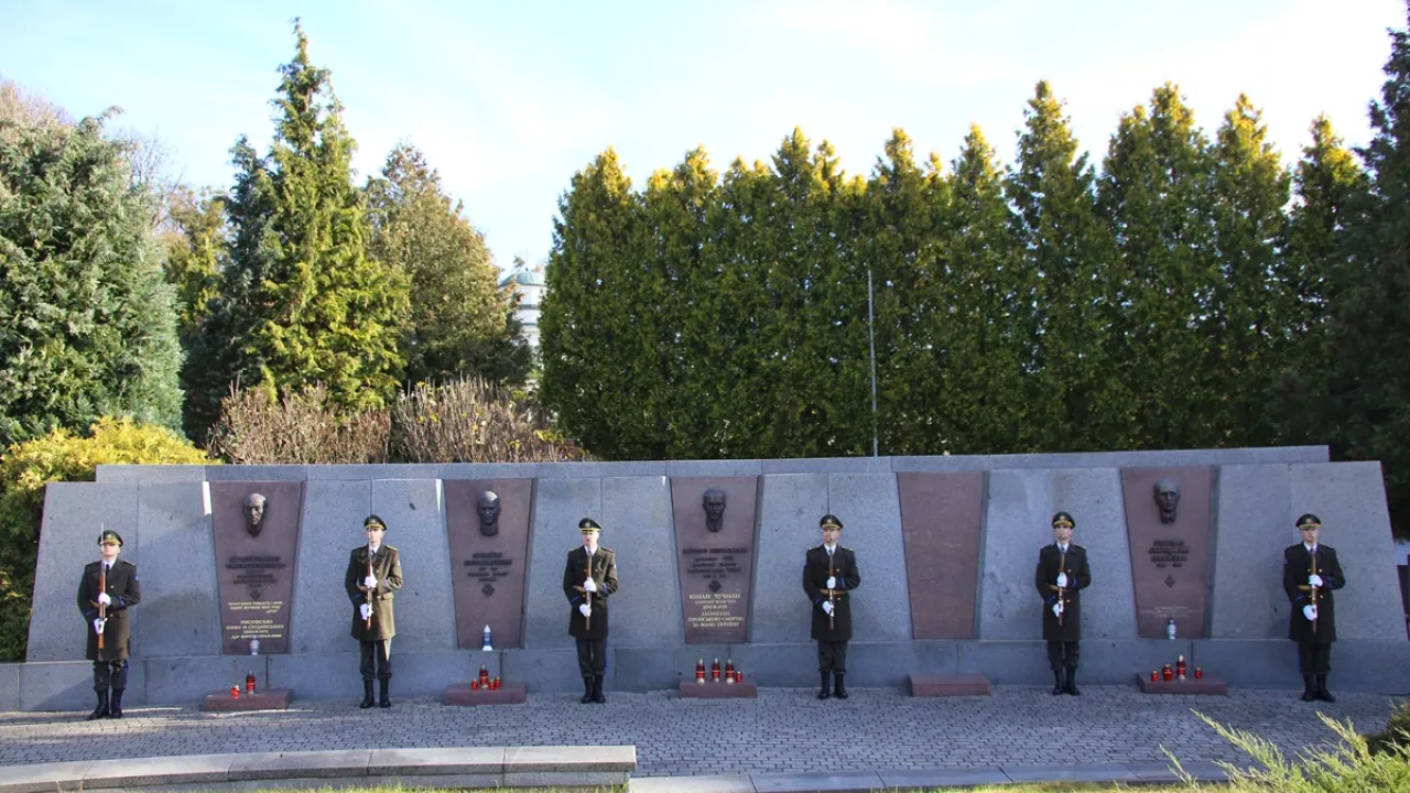 Фото до новини