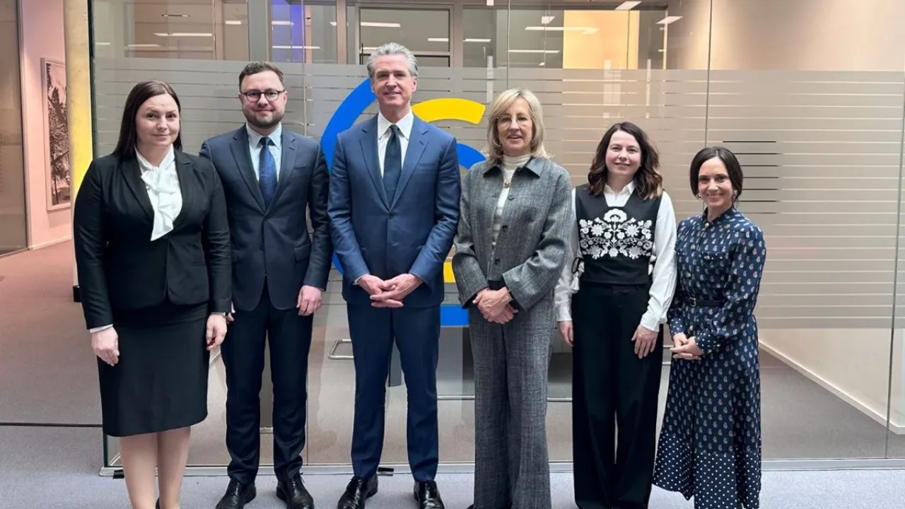 Фото до новини