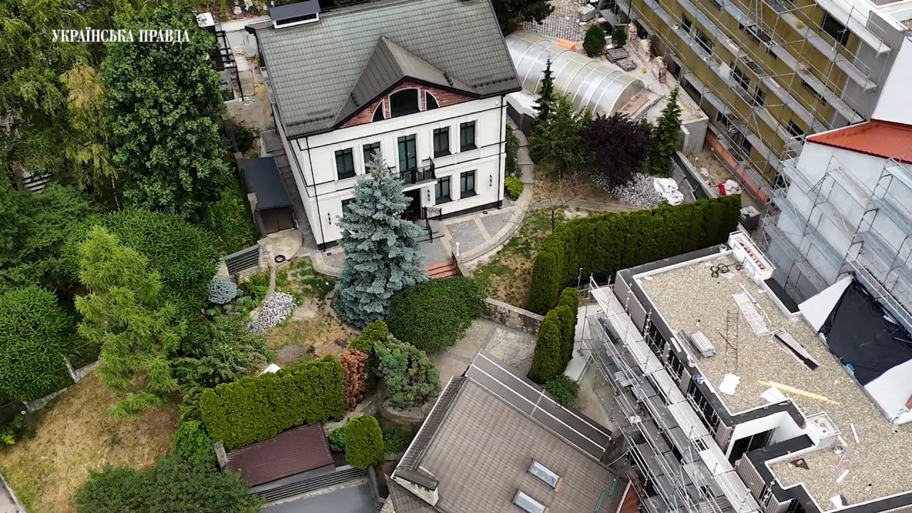 Фото до новини