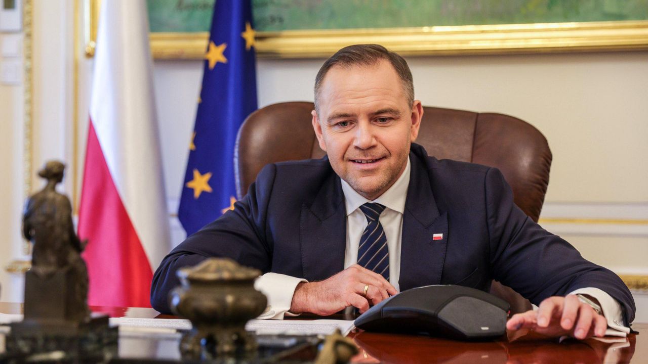 Фото до новини