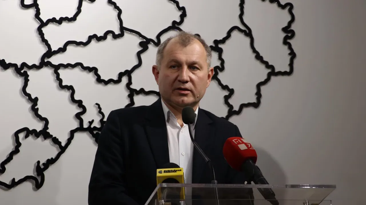 Фото до новини