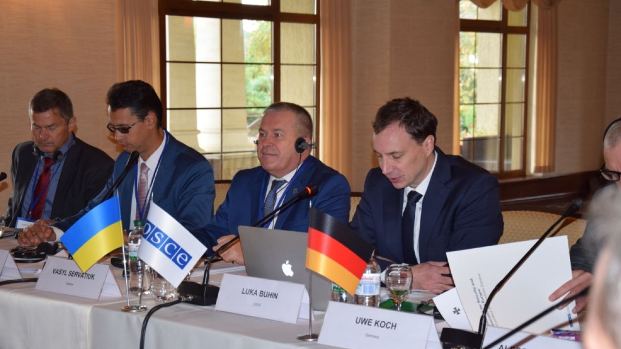 Фото до новини