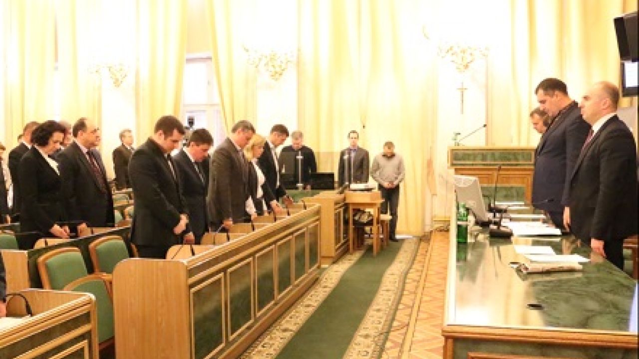 Фото до новини