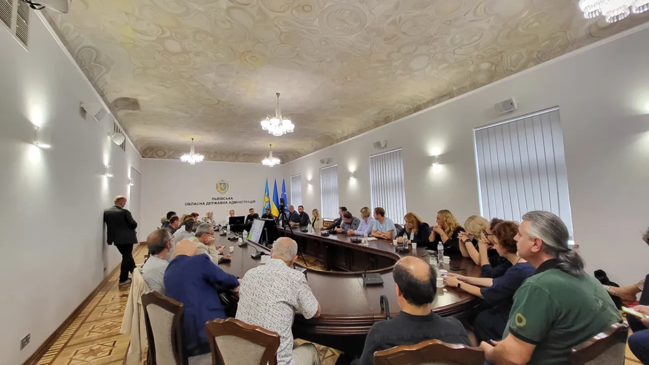 Фото до новини