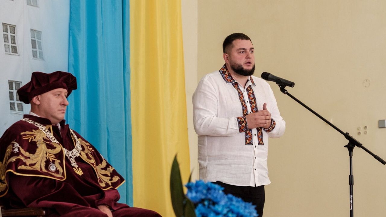 Фото до новини