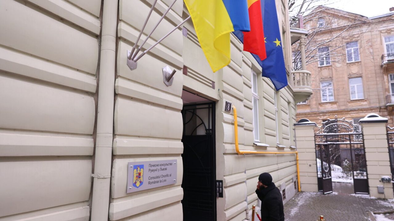 Фото до новини