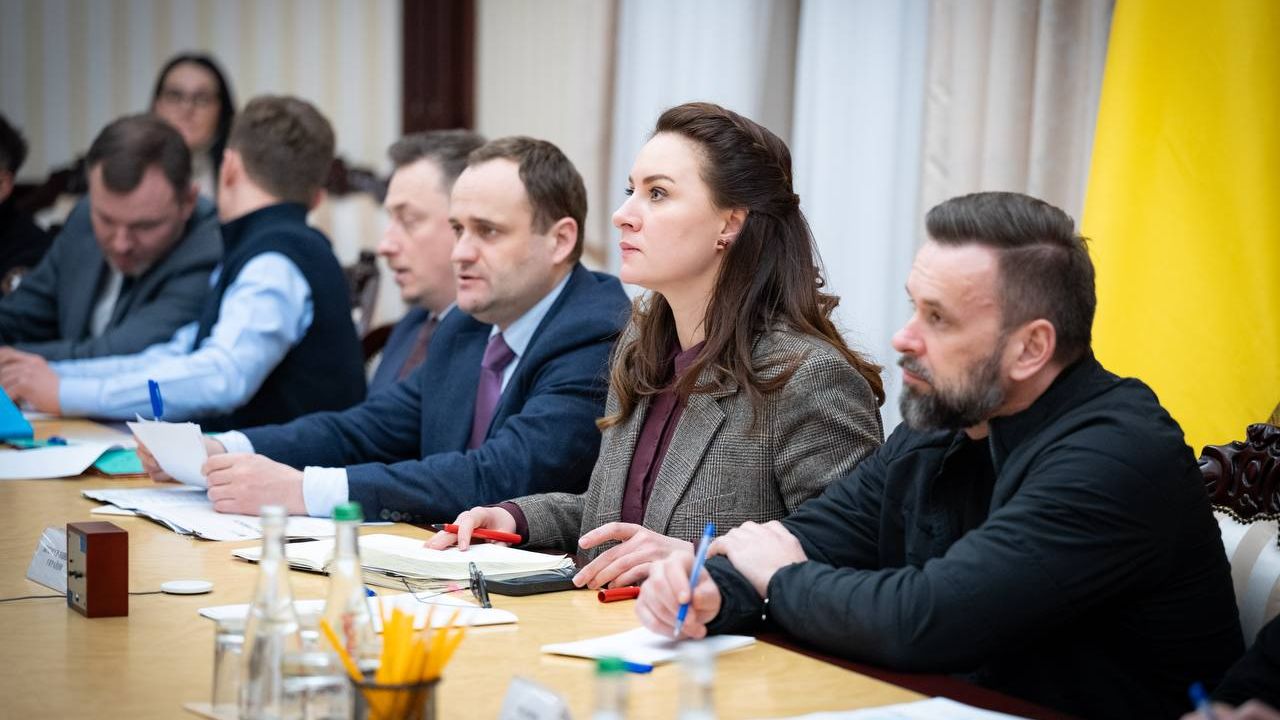 Фото до новини