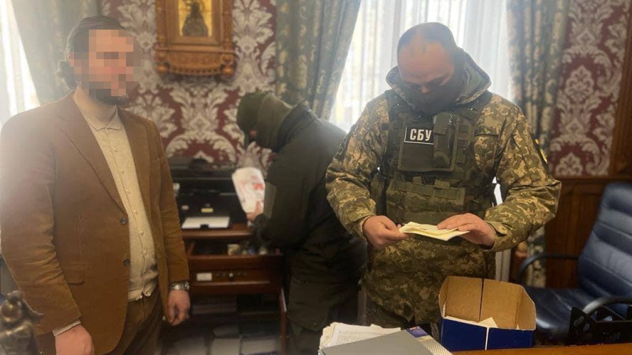 Фото до новини