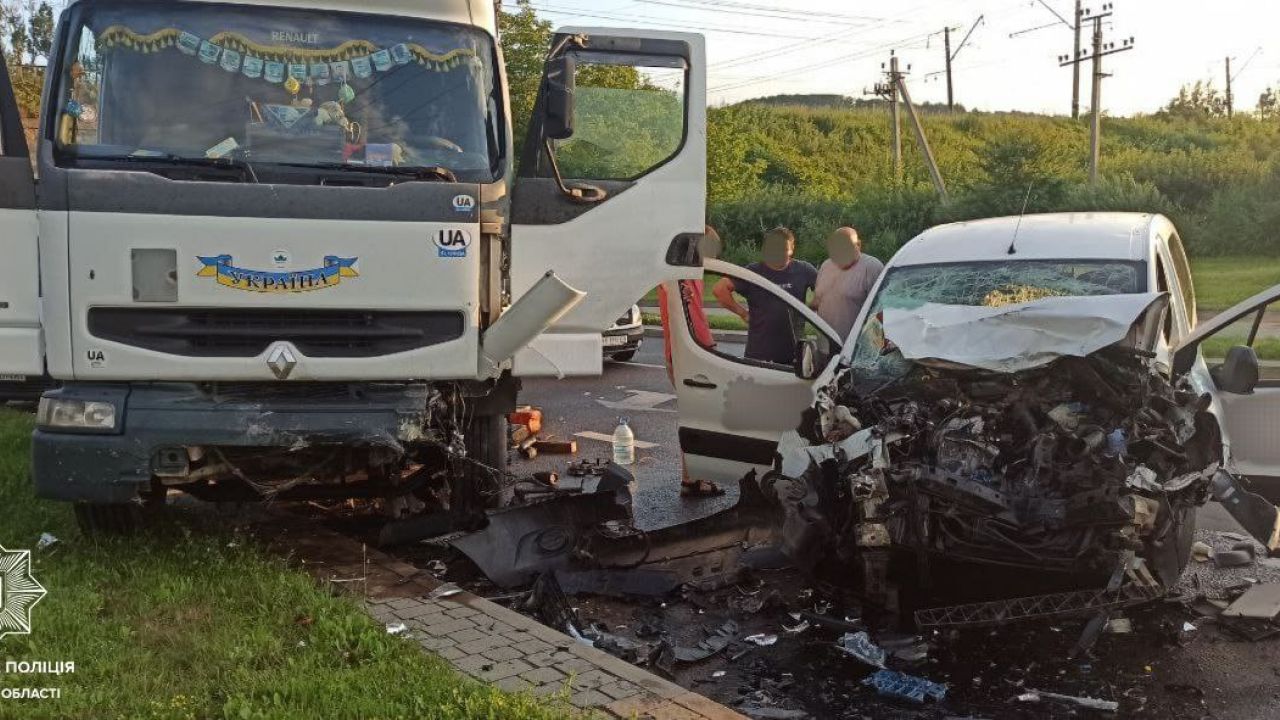 Фото до новини