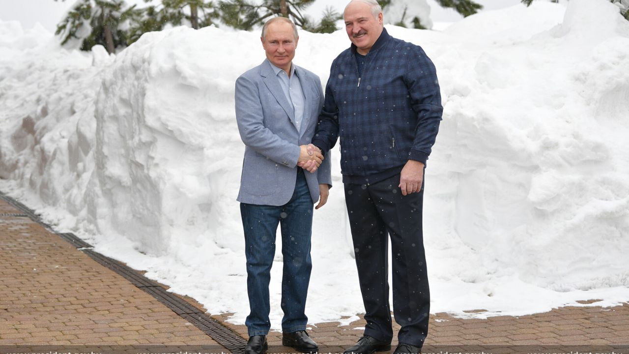 президенти РФ і Білорусі - Владімір Путін і Аляксандр Лукашенка