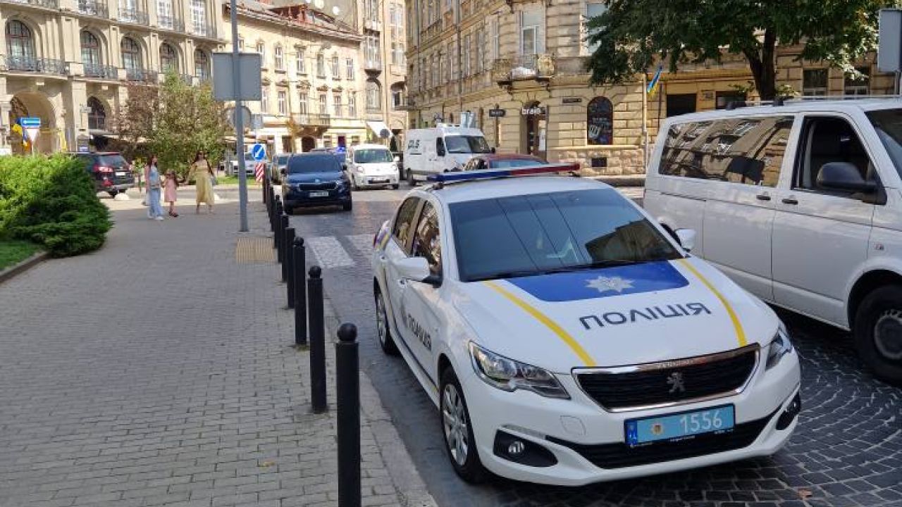 Фото до новини