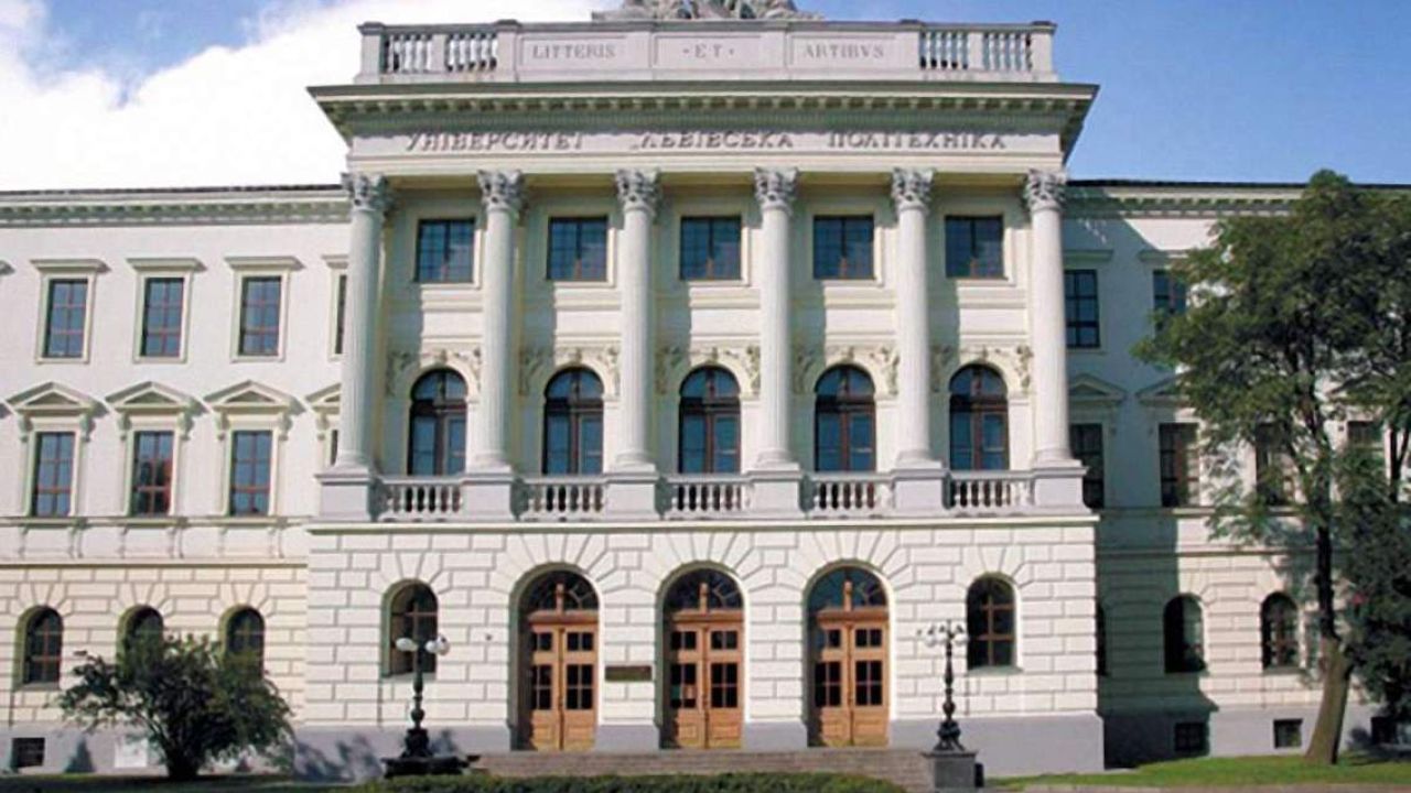 Фото до новини