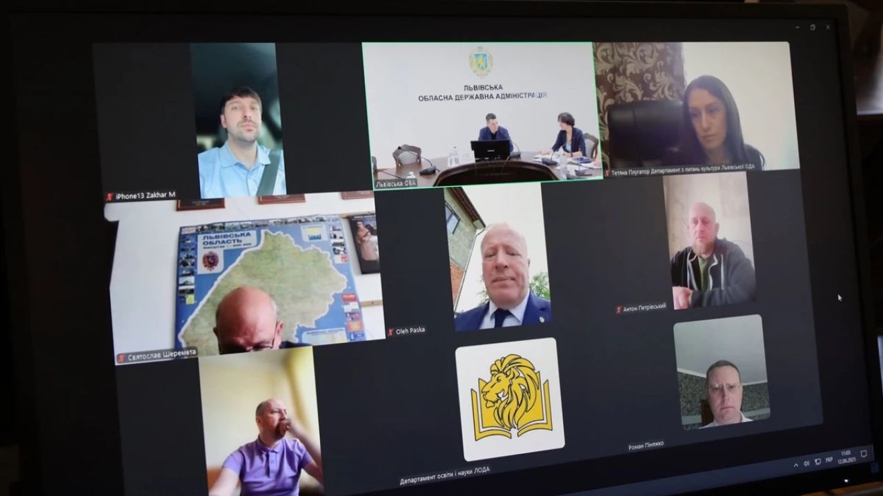 Фото до новини